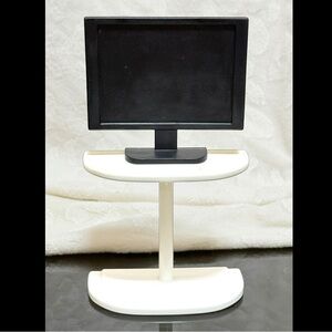 2018 Barbie Dreamhouse TV & Entertainment Stand Doll Furniture Replacement FXG36